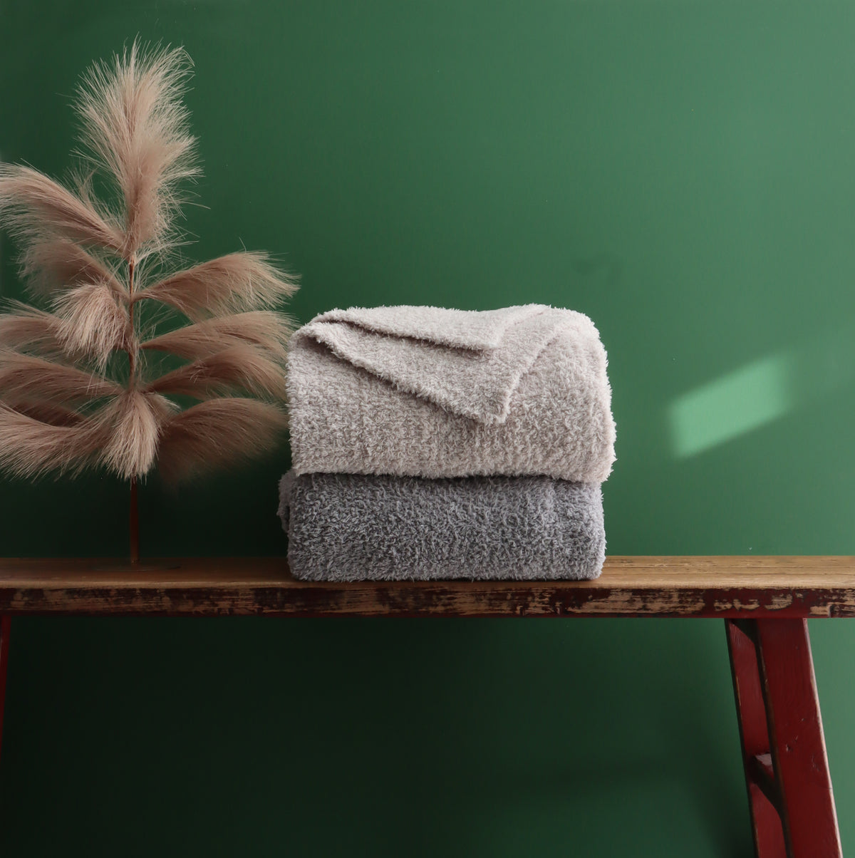 Luxe Woven Knitted Dream Throw Cream
