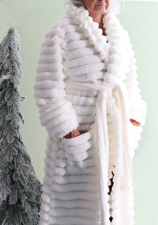 Ribbed Luxe Plush Robe Cream