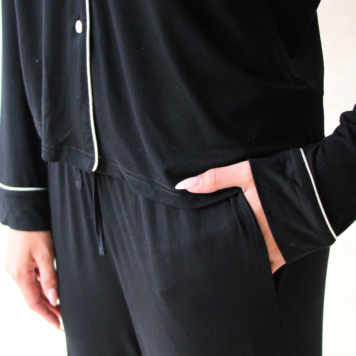 Classic Piped Viscose Knit Women's Pajamas -Black