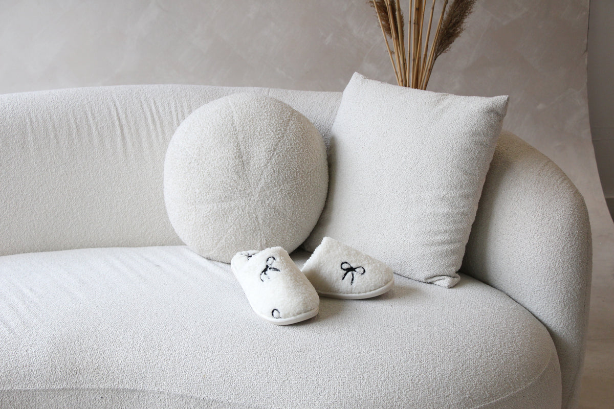 Textured Bow Plush Slippers 12Pk Cream