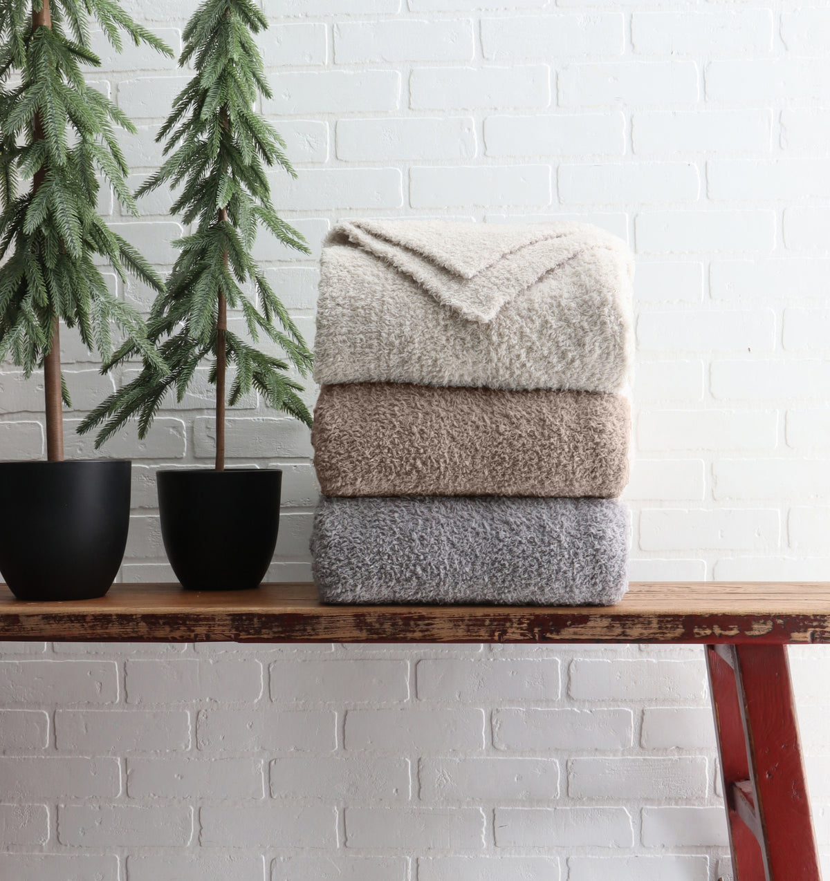 Luxe Woven Knitted Dream Throw Cream